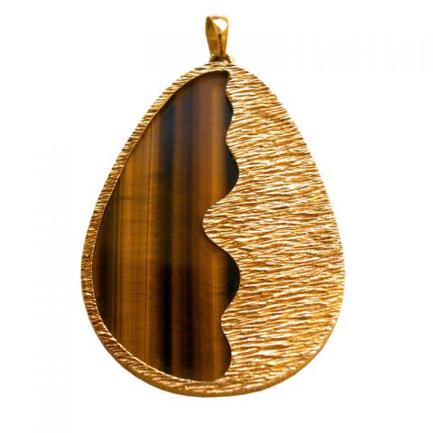 A Gold and Tiger's Eye Pendant