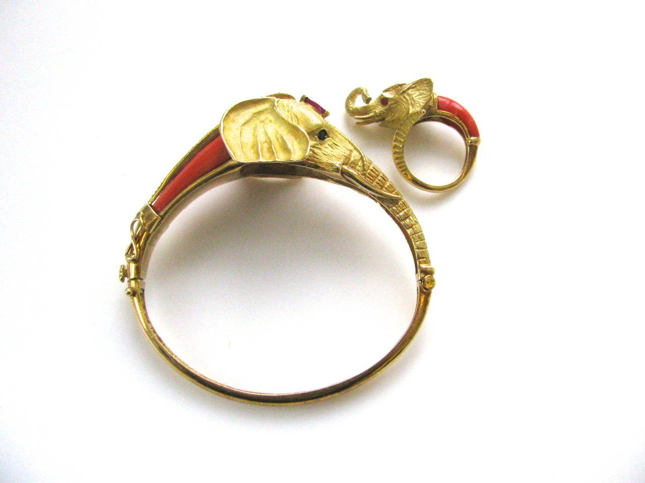 A Coral Gold Mama and Baby Elephant Suite - Image 6