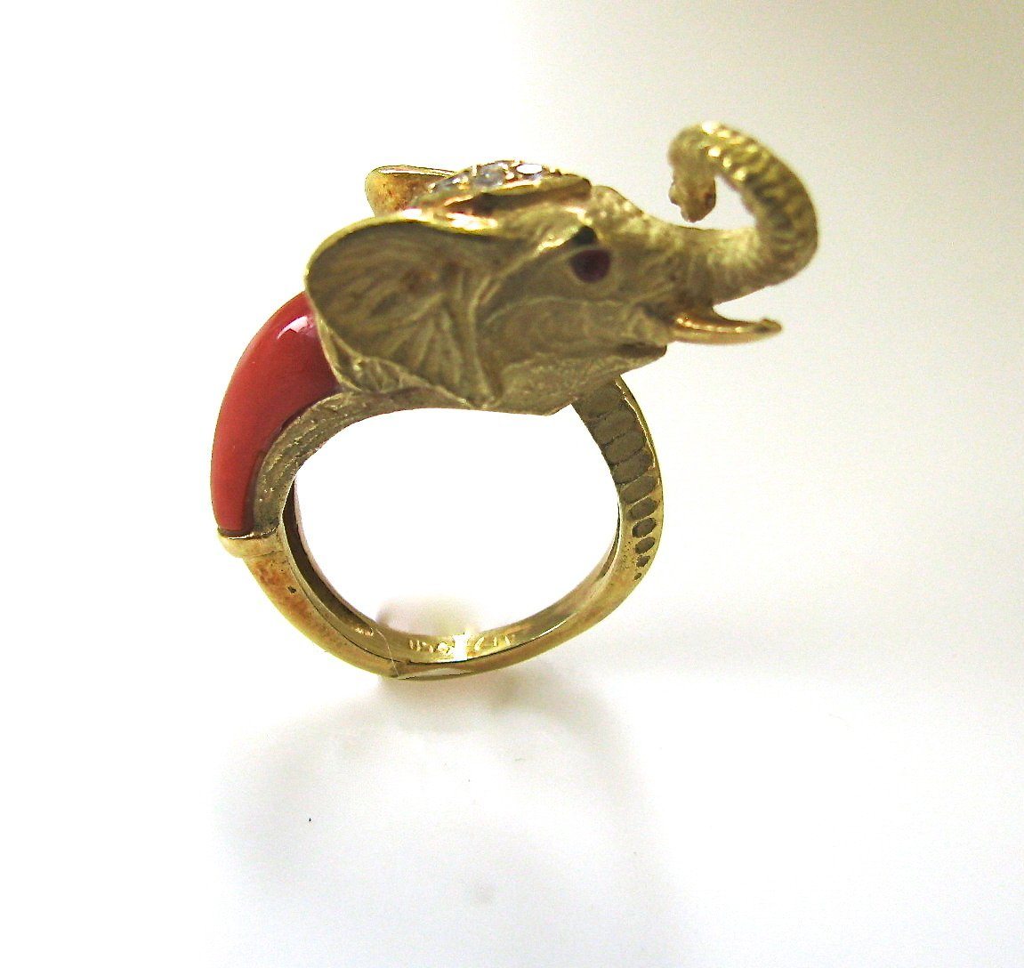 A Coral Gold Mama and Baby Elephant Suite - Image 4