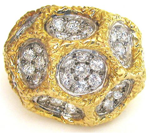 KUTCHINSKY, A Gold and Diamond Ring, c1960