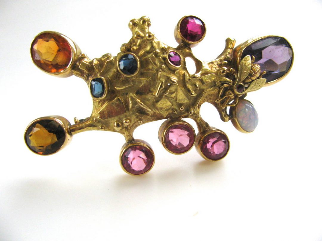 Fernand Demaret Multiple Gemstone Gold Pendant/Brooch with Bee - Image 3