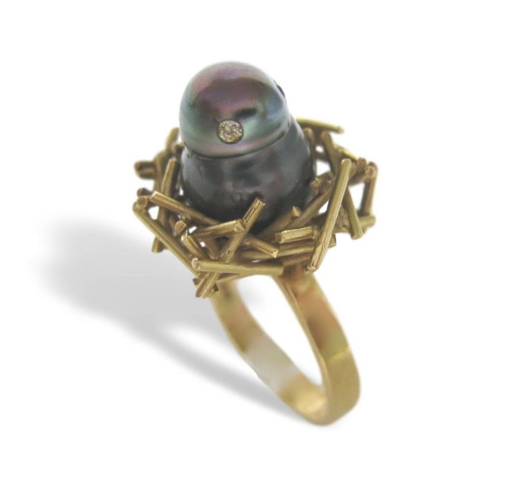 Andrew Grima Pearl and Diamond Chick Ring - Image 4