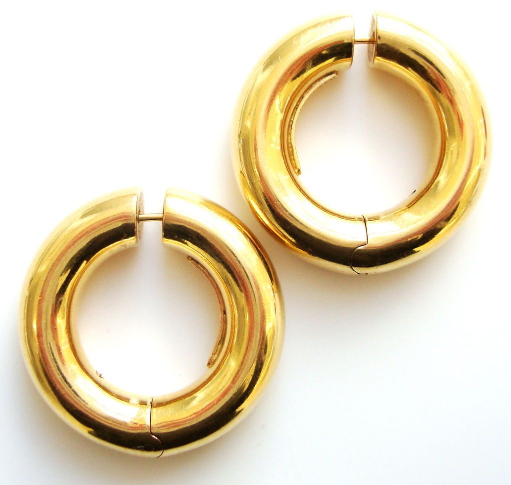 TIFFANY & Co., 18k Gold Earrings, Italy - Kimberly Klosterman Jewelry
