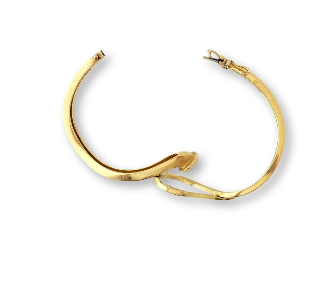 Gold and Diamond Nail Head Bracelet circa 1970 - Image 4