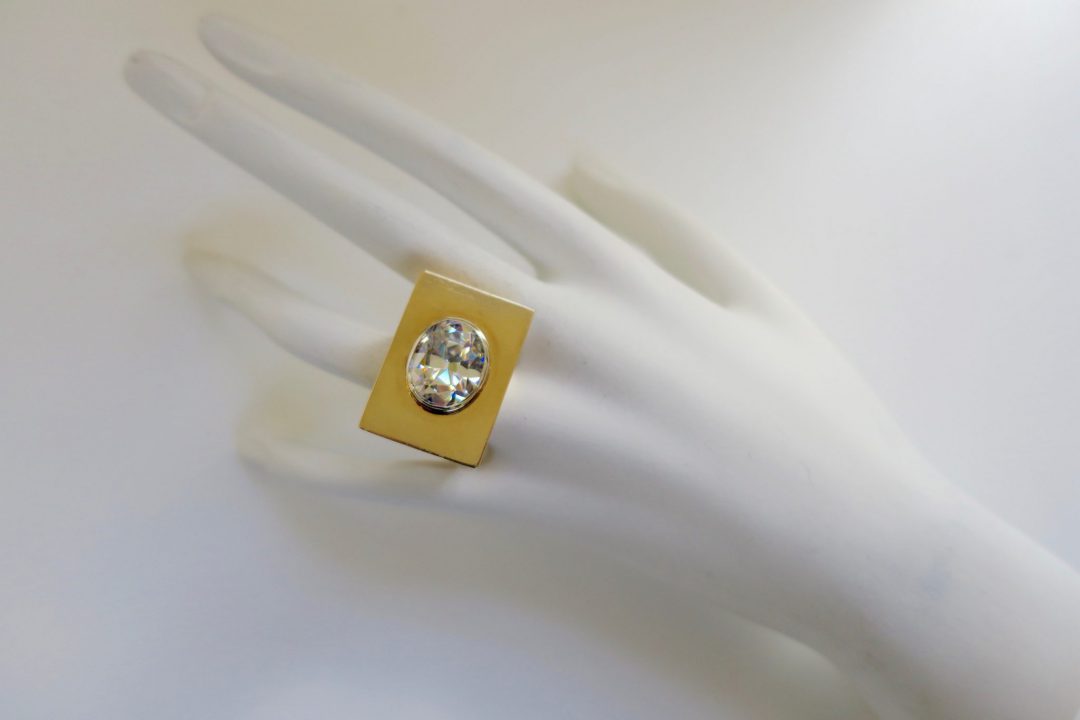 Massive Gold Travel Ring, circa 1960 - Image 6