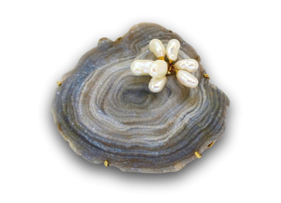 Drusey Agate Gold and Pearl Pendant/Brooch, 1960s - Image 3