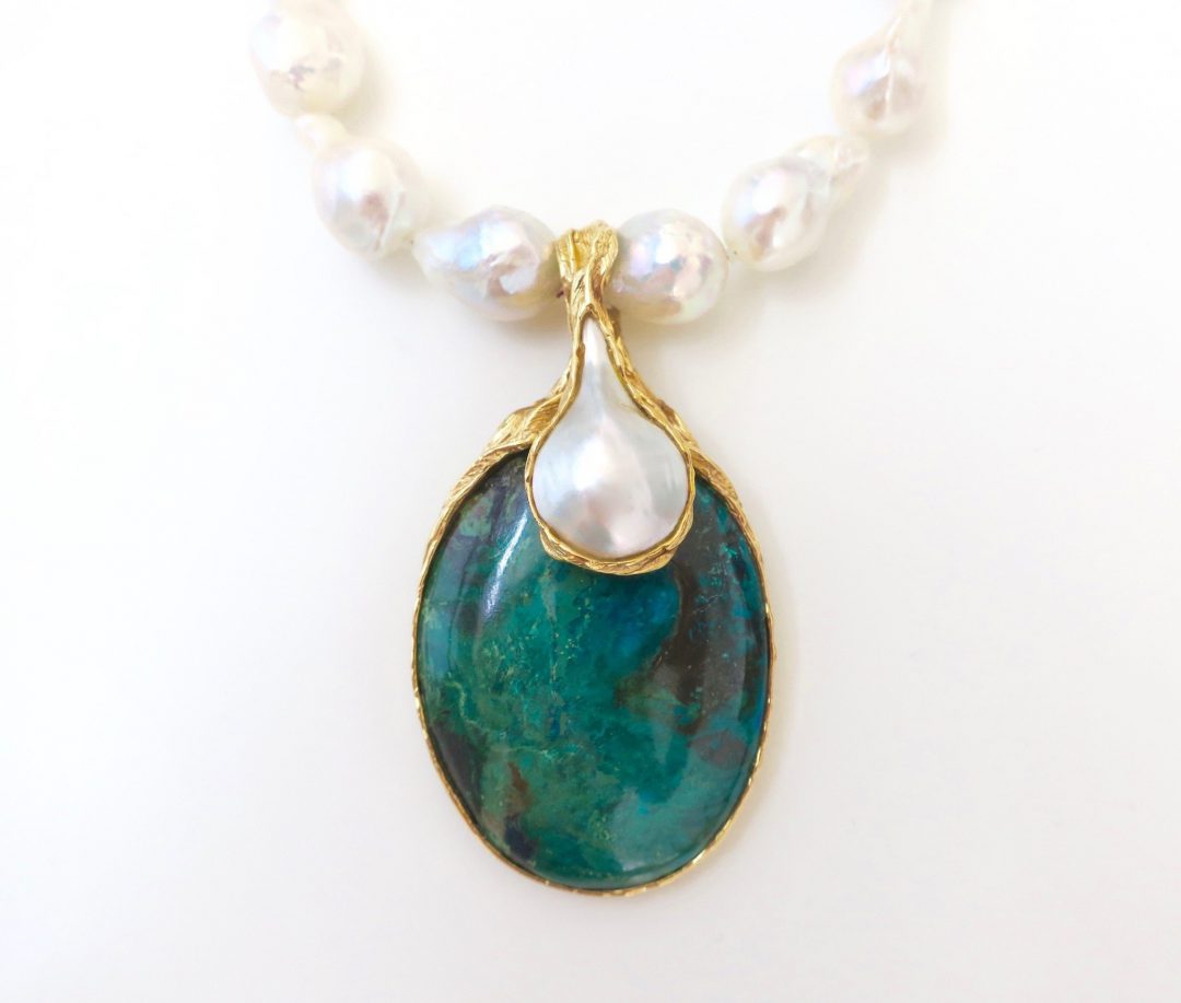 1970s Gilbert Albert Pearl and Azure-Malachite Necklace - Image 4