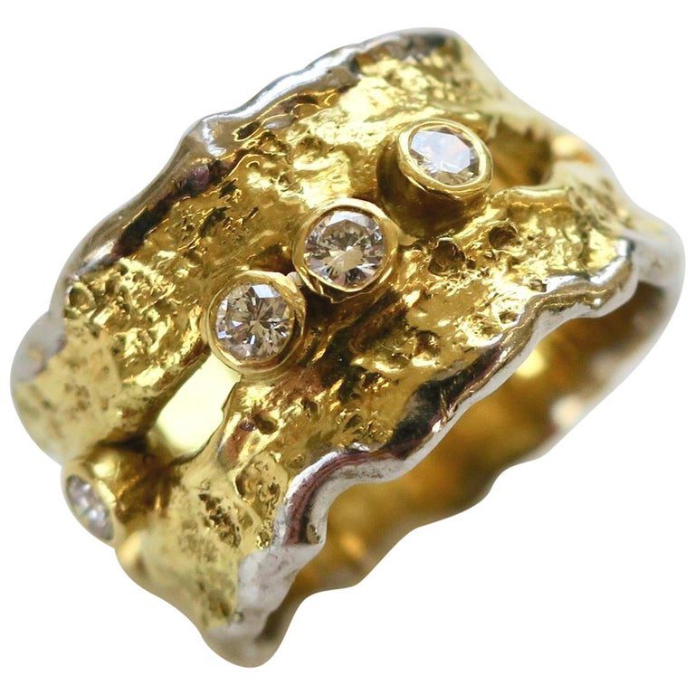 James Bond Jeweler Charles de Temple Band Ring, 1980